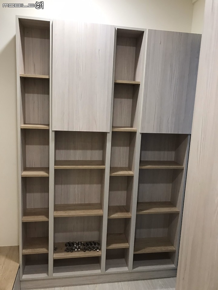 [開箱]現代北歐混搭舒適宅-好好的享受對面建案還沒蓋起來前的無限棟距吧