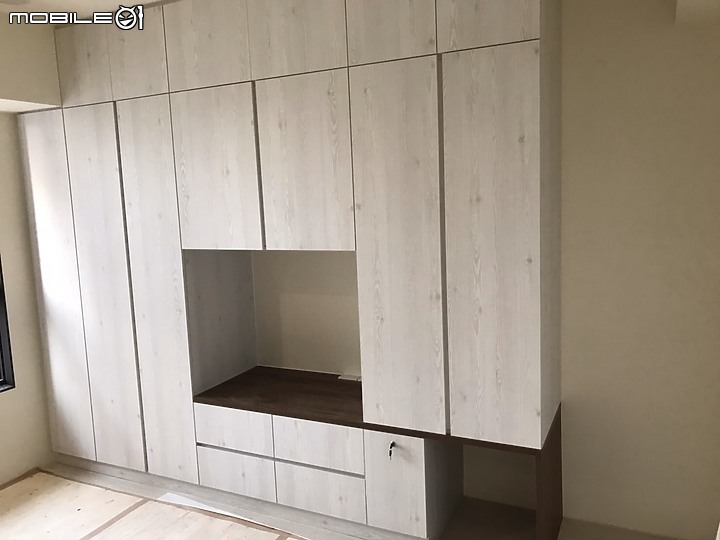 [開箱]現代北歐混搭舒適宅-好好的享受對面建案還沒蓋起來前的無限棟距吧