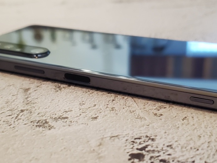 [開箱]SONY XPERIA 1 Mark II到手