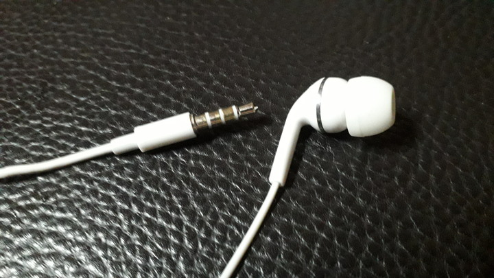 手機連接電腦音響