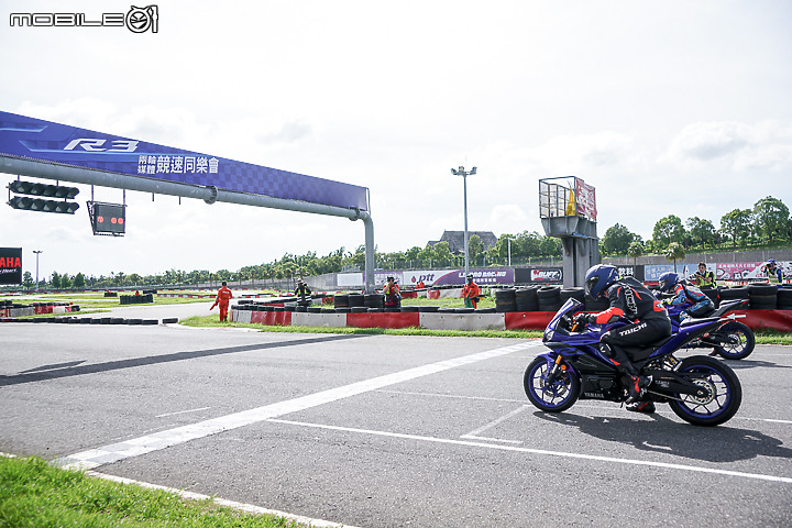 YAMAHA 台灣山葉機車 YZF-R3 媒體競速同樂會全記錄！賽車魂就該在賽道上解決！