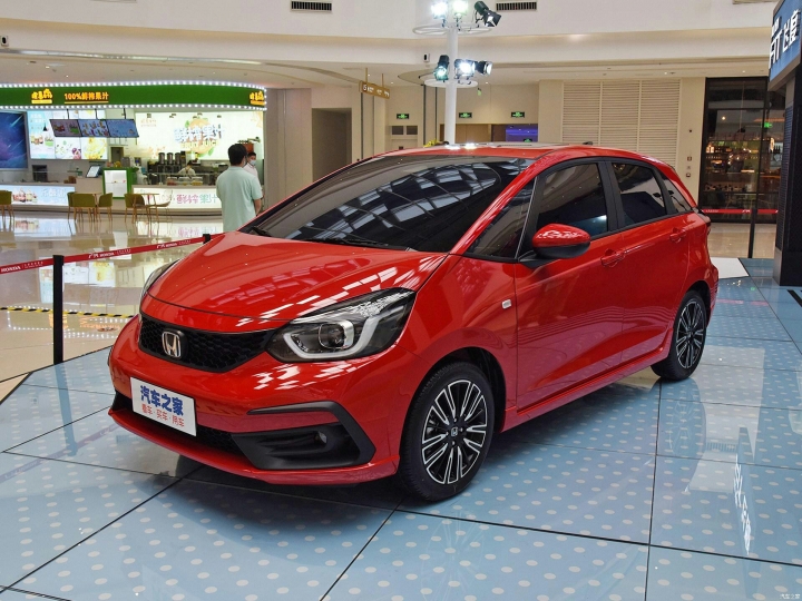 中國國產四代FIT亮相，有兩種版本可以選擇