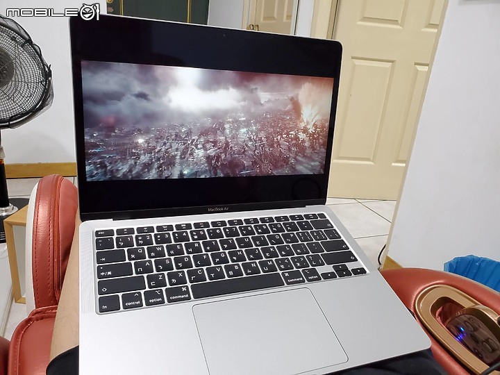 2020 Macbook Air i5版開箱與簡易感想 (對比MBP16)
