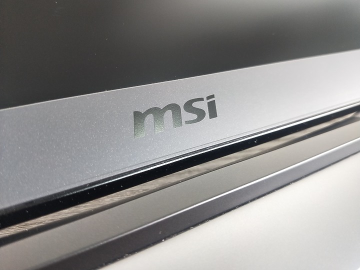 「小亞開箱」MSI GP75 Leopard 10SEK  淬鍊進化！第十代處理器極致效能完整釋放