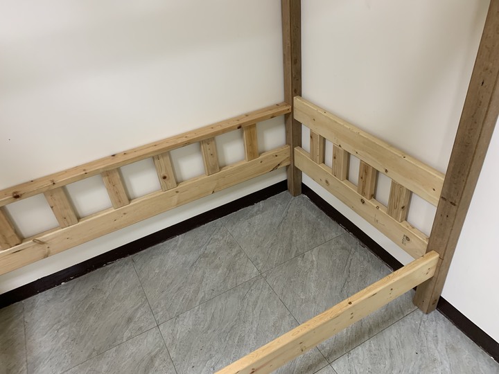 小朋友的雙層床