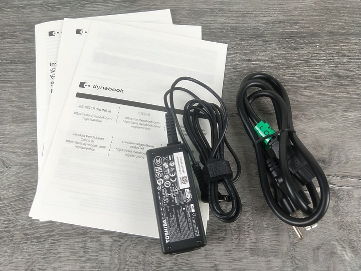 【小亞開箱】Dynabook X30L-G 重新定義2020輕薄筆電價值觀