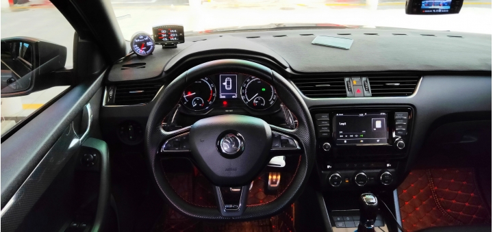 Skoda Octavia combi VRS 四年歷程