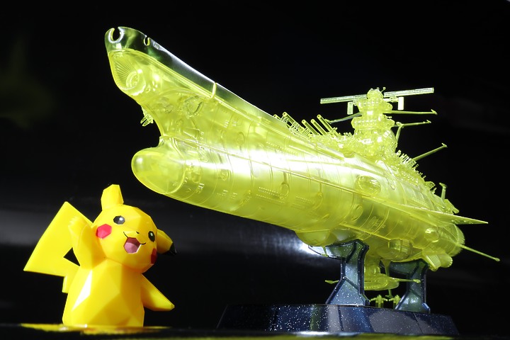 點我看大圖 老花眼別挑戰!萬代 宇宙戰艦大和號2202 1/1000 YAMATO 大和號 最終決戰仕樣 高次元透明版 超傷眼啊@@ 附上0619完成棚拍圖解喔