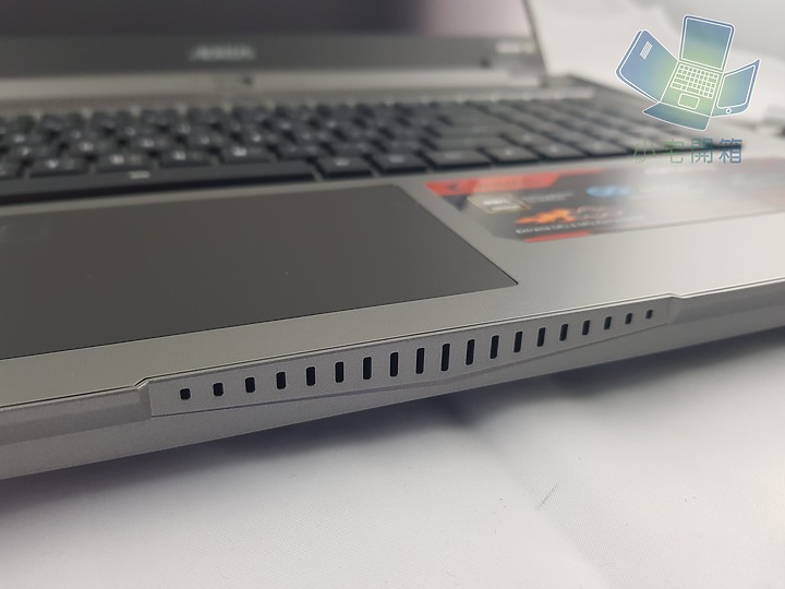 【小宅開箱】【評測】技嘉 GIGABYTE AORUS 17G XB 又是一台可怕的怪獸