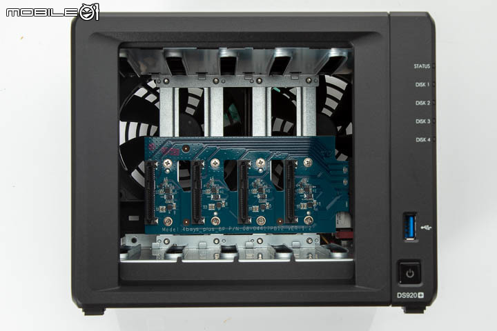 Synology 四款新 NAS 開箱+ DS920+ 長期測試 建立完整私有雲端的穩定選擇