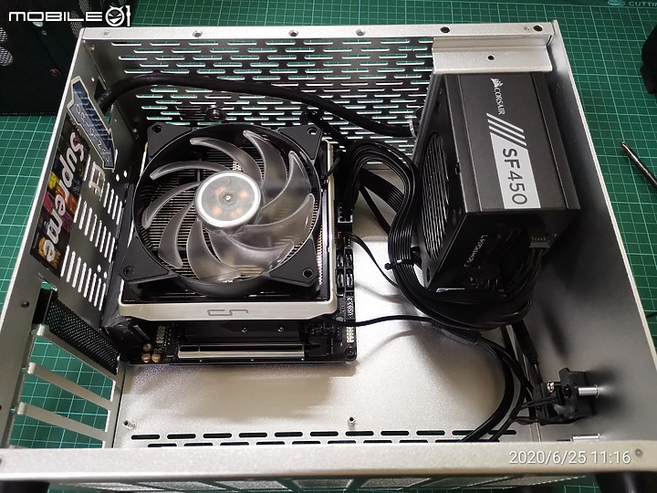 點我看大圖 技嘉 B550I AORUS PRO AX 小開箱