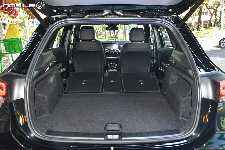 【採訪】新一代M.Benz GLA小休旅國內發表,四車型劃分自178萬元起!