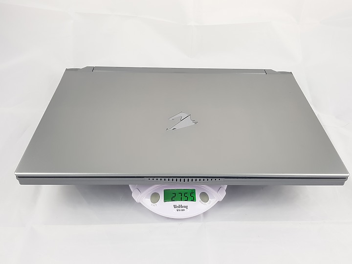 【小宅開箱】【評測】技嘉 GIGABYTE AORUS 17G XB 又是一台可怕的怪獸