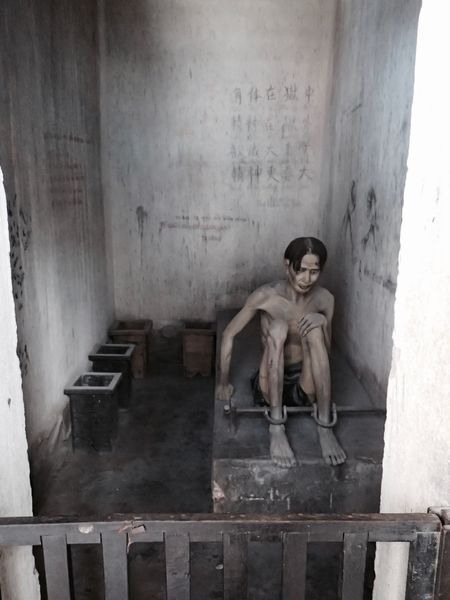 胡志明市住宿推薦Bich Duyen Hotel ,戰爭遺跡博物館及詐騙招數