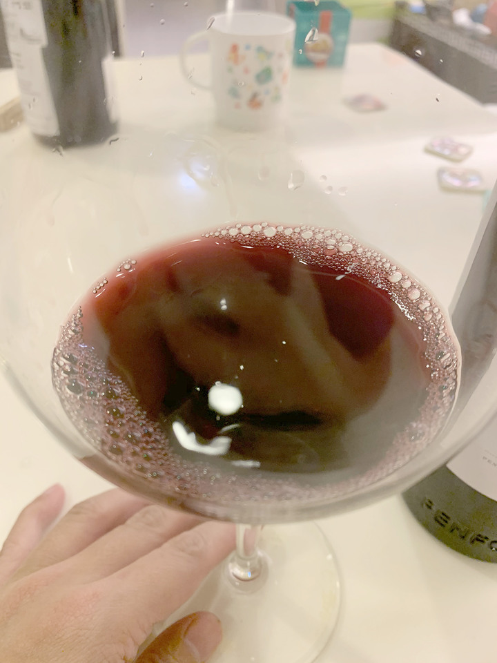 點我看大圖 【新入荷】Vinaera Pro電子醒酒器,Penfolds Bin8實測真相?