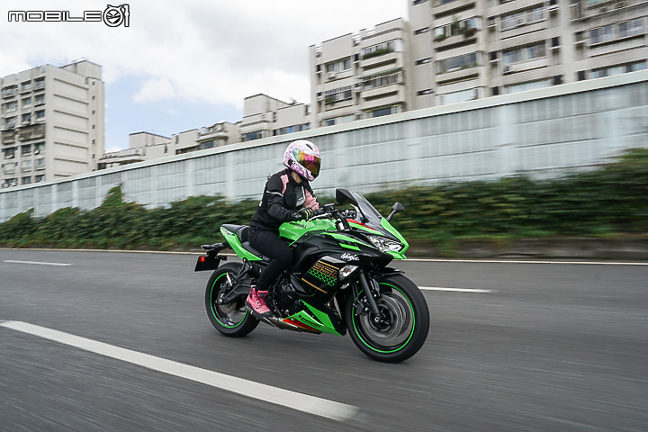 Kawasaki Ninja 650 改款試駕 外型提升配備更超值