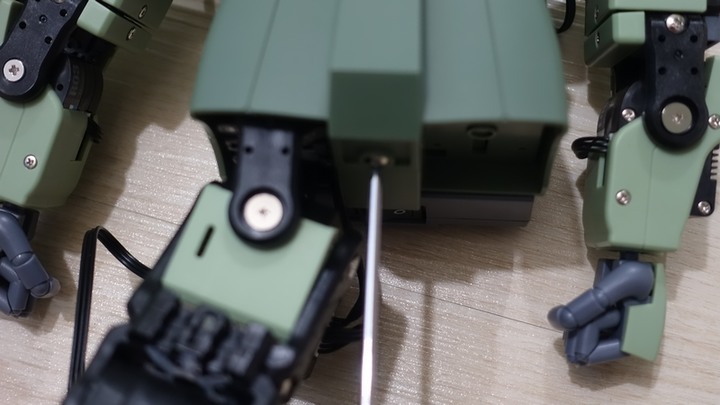 【STEM學習教材系列】ZEONIC TECHNICS MS-06 ZAKU 薩克電動機器人