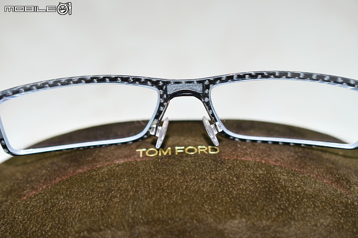 點我看大圖 Tom Ford CUSTOM.6 Specs Of Wood MARKUS T 四支齊發