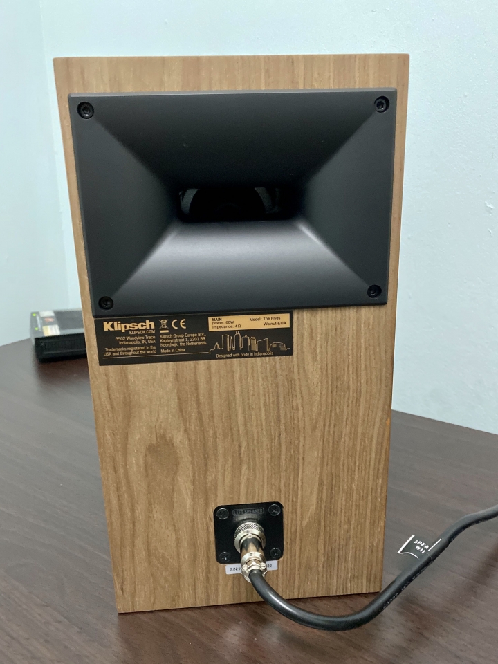 全新上市的開箱Klipsch The Fives