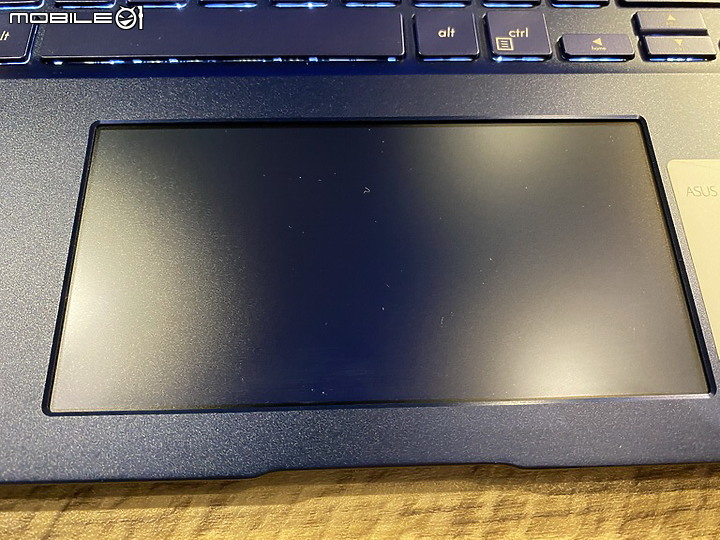最小的15吋輕薄獨顯 4K 面板加持 Zenbook UX534入手開箱