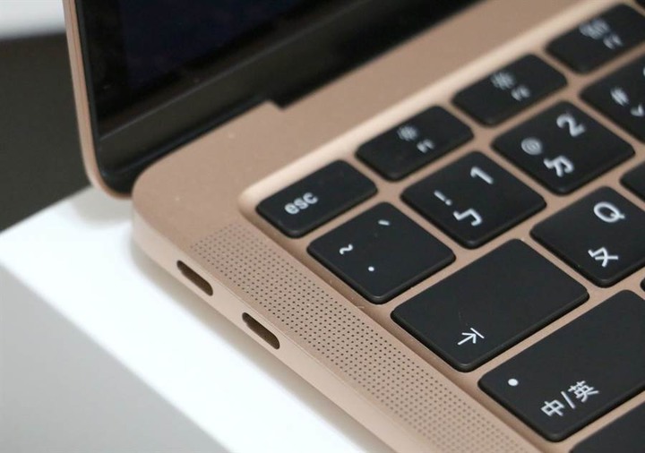 [請益]買MacBook Air 2020？