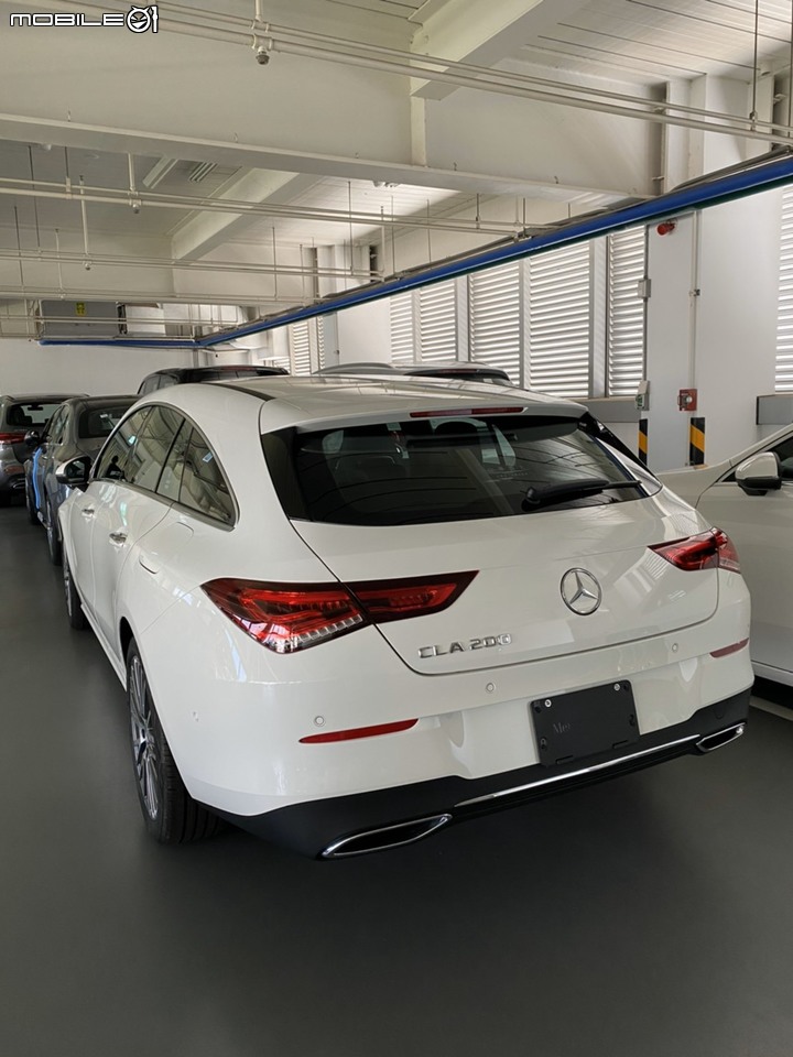 【開箱】20/20 CLA 200 Shooting Brake X118 白色