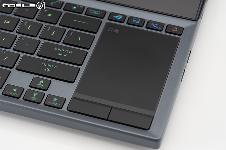 ROG Zephyrus Duo 15 GX550 測試 超頻效能的雙螢幕電競筆電！