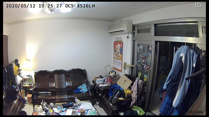 [開箱心得] AI智慧超廣角旋轉攝影機DCS-8526LH