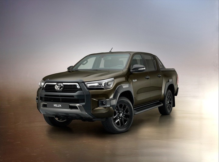 硬派皮卡外觀、動力強悍升級Toyota Hilux二度改款亮相！