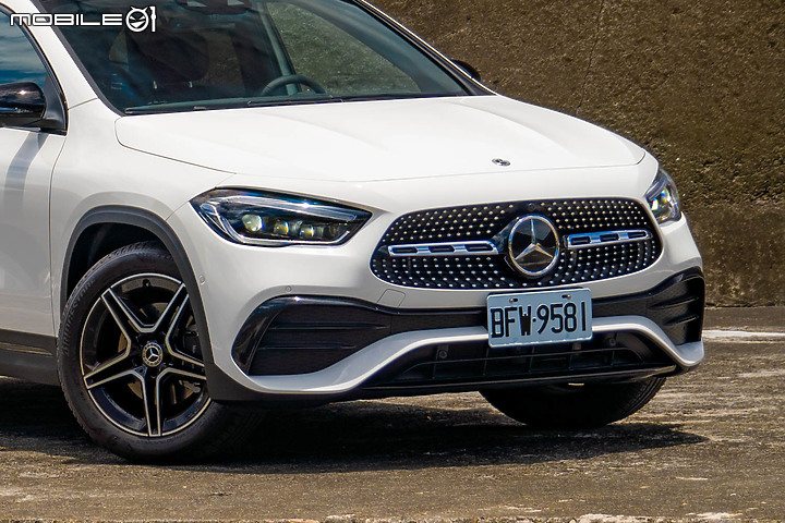 Mercedes-Benz GLA 200 試駕：鮮明休旅風格 好開至上