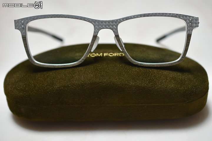 點我看大圖 Tom Ford CUSTOM.6 Specs Of Wood MARKUS T 四支齊發