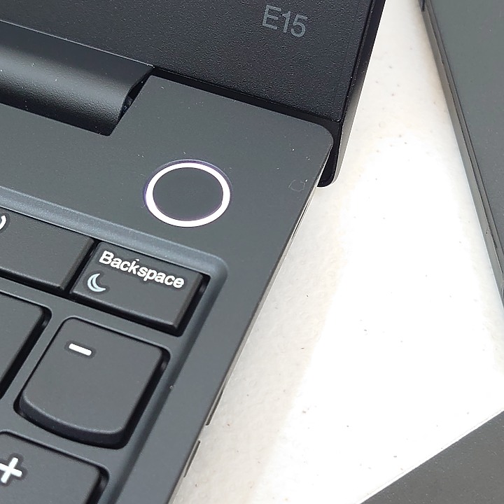[心得] ThinkPad E15 短暫心得