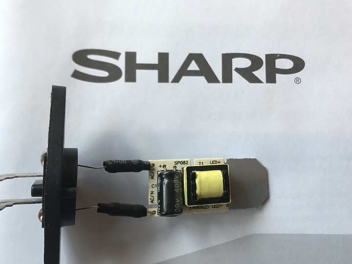Sharp R395EST 微波爐LED燈閃爍的問題~