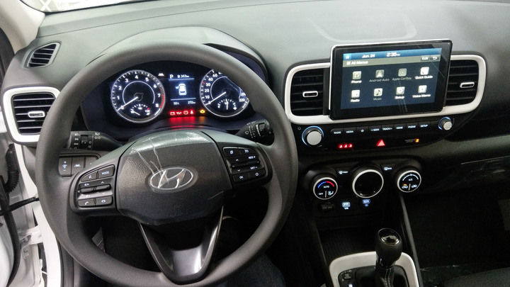 《Hyundai Venue VIP預賞會》首日搶先賞車！圖多~~