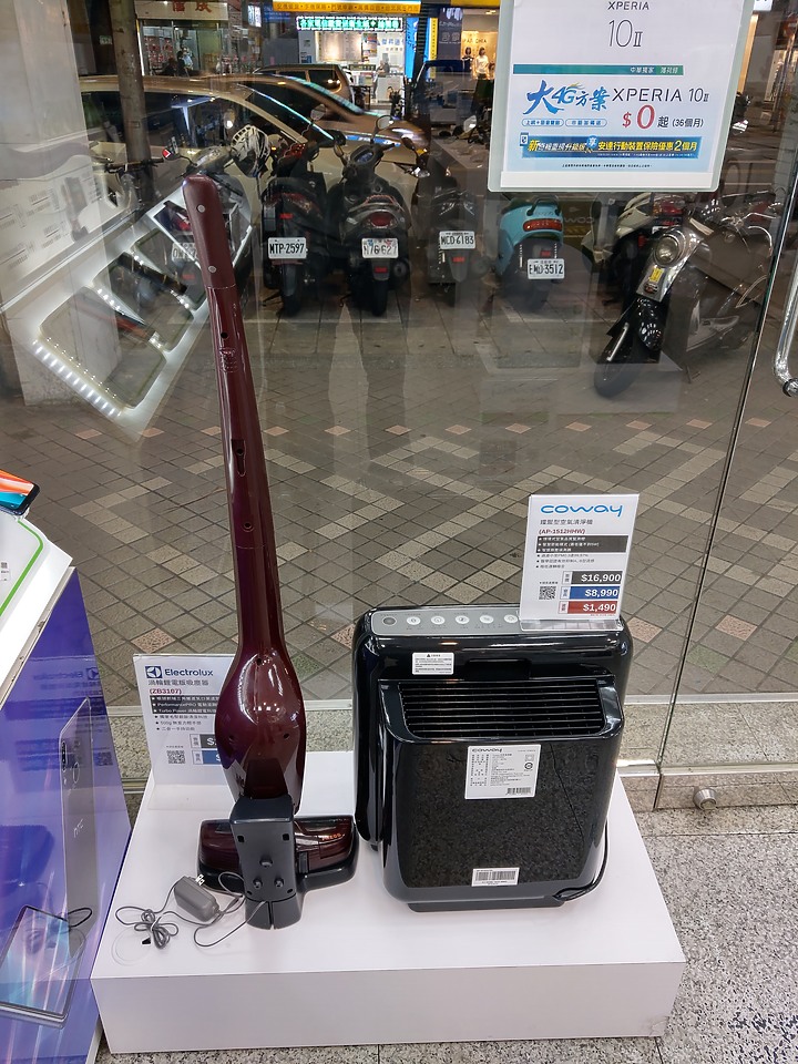 Sony 10 ii vs HTC U12+  (拍照)