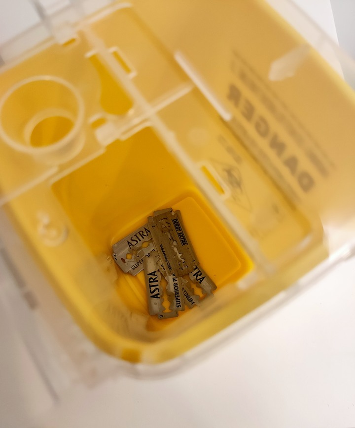 刮鬍刀及周邊雜物的收納分享