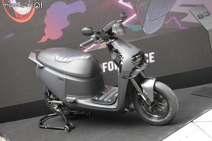 【採訪】Gogoro S3／S3 ABS 正式發表！全車黑化更具跑格