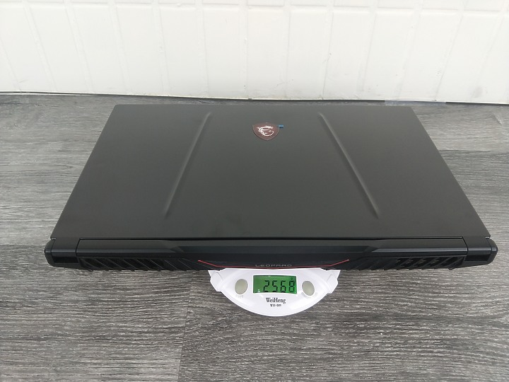 「小亞開箱」MSI GP75 Leopard 10SEK  淬鍊進化！第十代處理器極致效能完整釋放