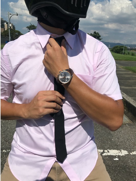 經典時尚搭配Favre-Leuba Sky Chief Chronograph