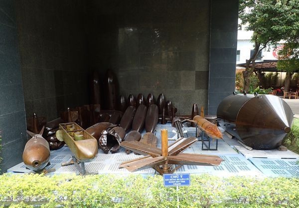 胡志明市住宿推薦Bich Duyen Hotel ,戰爭遺跡博物館及詐騙招數