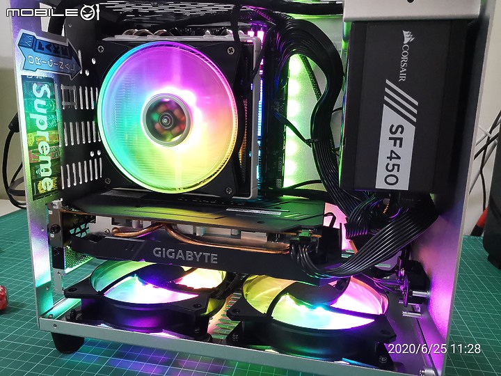 點我看大圖 技嘉 B550I AORUS PRO AX 小開箱