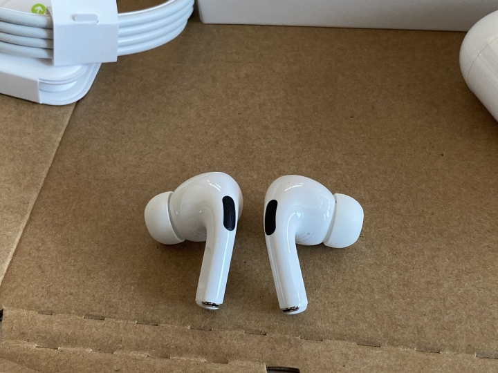 開箱分享AirPods pro~~不用錢!!