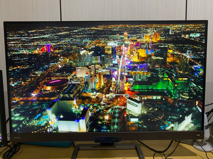 BenQ EW3280U 4K開箱