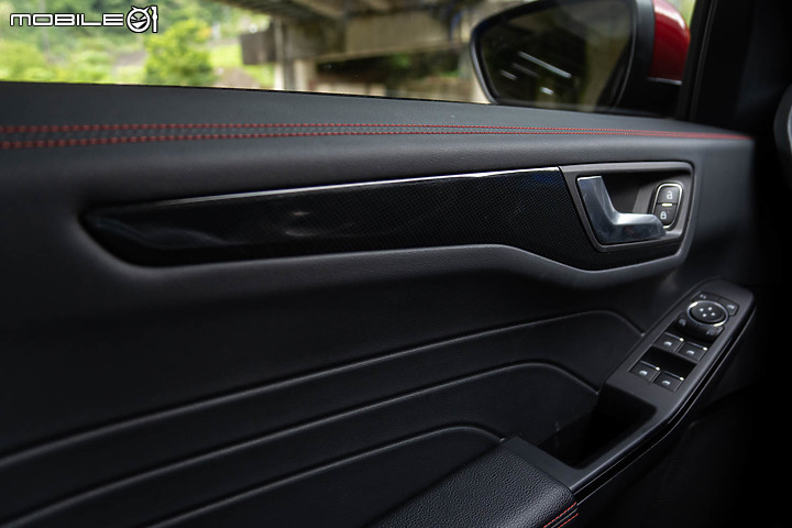 Ford Kuga EcoBoost 250 ST-Line試駕：全能運動跑旅新標竿