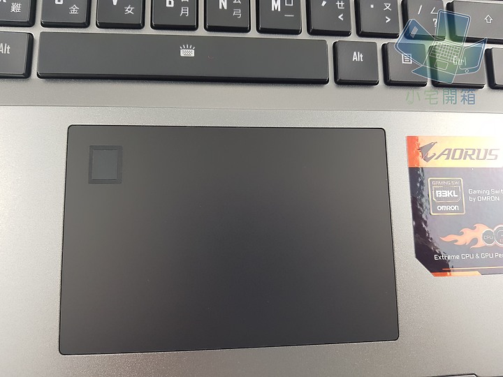 【小宅開箱】【評測】技嘉 GIGABYTE AORUS 17G XB 又是一台可怕的怪獸