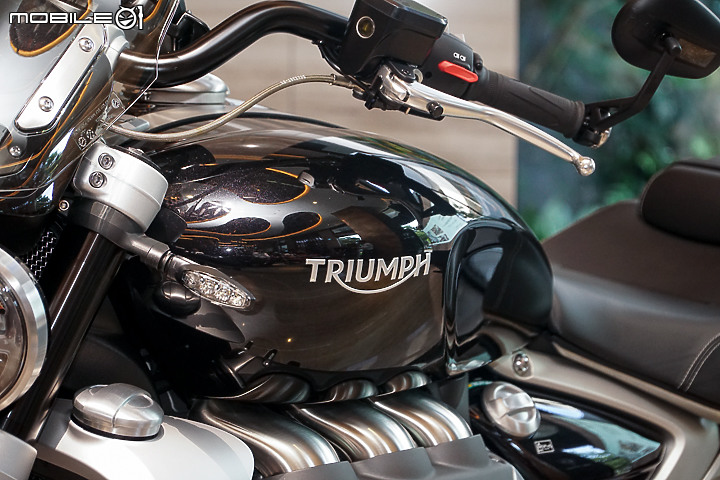 【採訪】傳奇火箭升空！性能巡航 Triumph ROCKET III GT 火箭三號正式飛抵台灣！