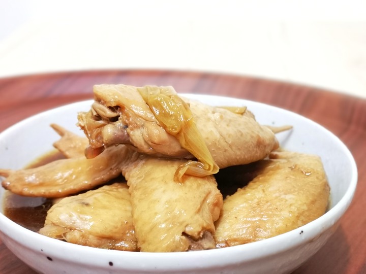 【零失敗】薑汁蛋豆腐、炙燒青椒豬、冰鎮辣雞翅、暗黑牛排，用四款金蘭特色醬油做創意料理~~
