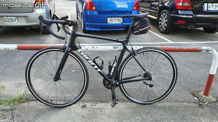 簡易開箱 Giant TCR Adv 1-KOM 2021