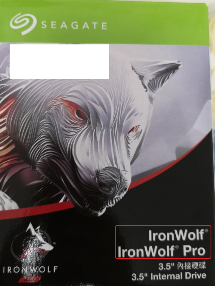 Seagate IronWolf 4TB NAS硬碟 (ST4000VN008) 外包裝