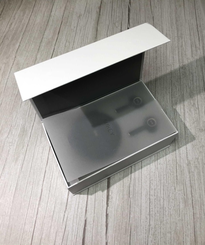 AUKEY Key Series EP-T18NC 音質首選 三頻均衡耐聽,主動降噪續航優!